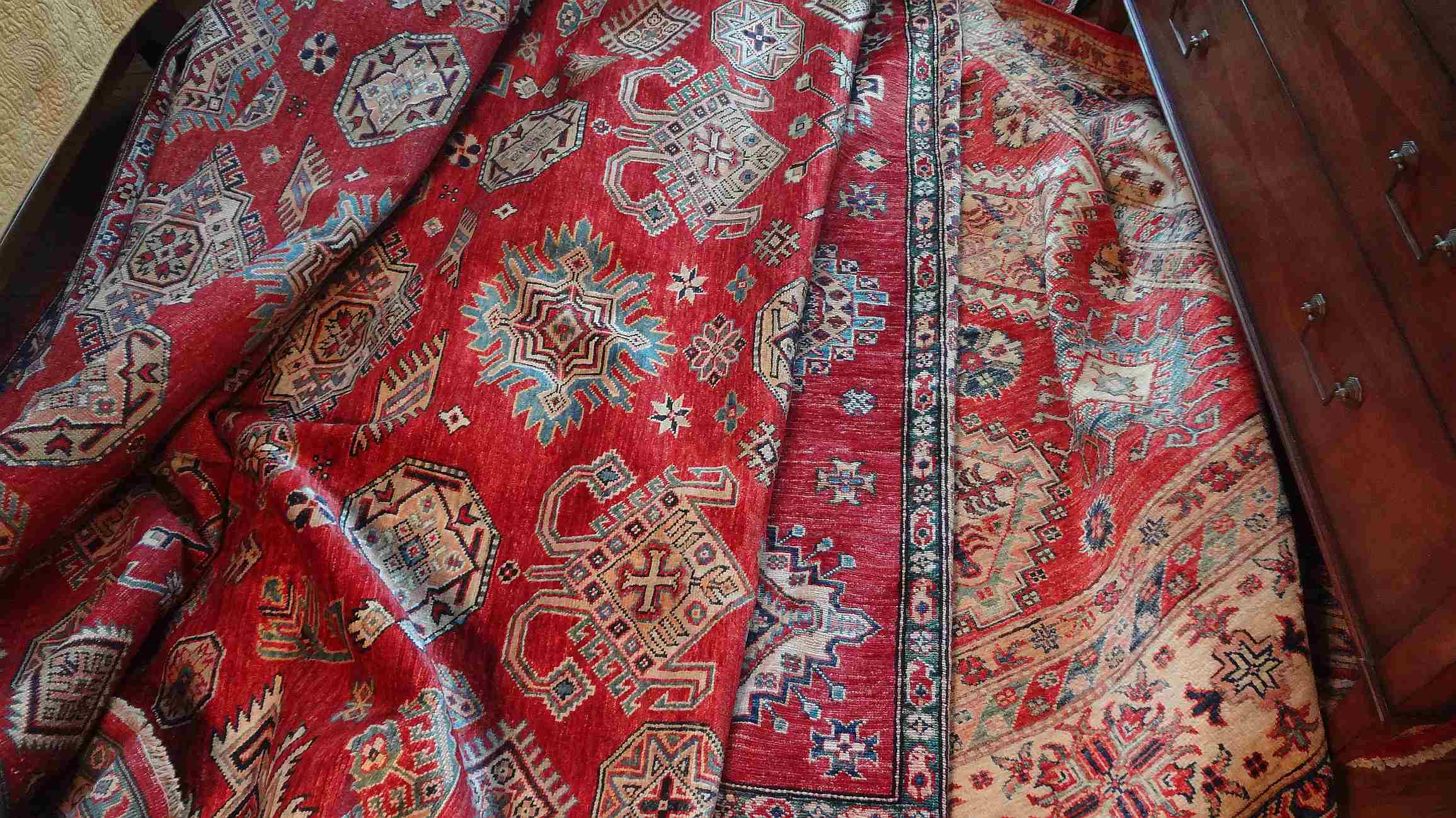 ковры для элитного интерьера загородного дома